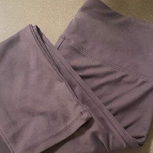 Lululemon Balance Gray High Rose Crop Leggings 20” Inseam Size Large